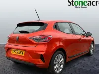 New Renault Clio Evolution 90 HP (66 kW) 2025 Orange Hatchback