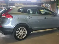 Begagnad Volvo V40 Pro 2018 Blå Halvkombi