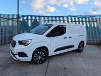 Used Vauxhall Combo Sportive 100 HP (73 kW) 2020 White MPV