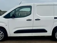 Second-hand Peugeot Partner 131 CP (96 kW) 2022 Alb Monovolum