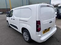 Used Vauxhall Combo Sportive 100 HP (73 kW) 2020 White Van