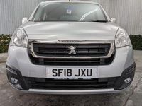 Used Peugeot TePee Active 99 HP (72 kW) 2018 Estate