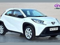 Used Toyota Aygo X PURE 72 HP (52 kW) 2022 White SUV