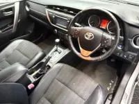 Used Toyota Auris Multidrive S 132 HP (97 kW) 2014 Silver Hatchback