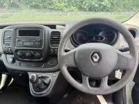 Used Renault Trafic Business 2017 White MPV