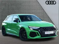 Usado Audi RS3 Sport 400 CV (294 kW) 2024 Verde Berlina