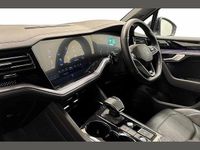 Used VW Touareg Black Edition 286 HP (210 kW) 2021 White SUV