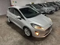 Gebraucht Ford Fiesta Titanium 100 PS (73 kW) 2019 Silber Kleinwagen