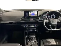 Used Audi Q5 Advanced 299 HP (219 kW) 2021 Silver SUV