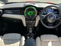 Usado Mini Cooper S Exclusive 189 HP (139 kW) 2019 Laranja Citadino