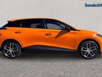 Begagnad MG MG4 EV Trophy 150 kW (204 HK) 2023 Orange Halvkombi