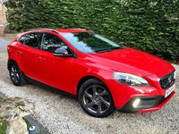 Used Volvo V40 2014 Red Hatchback