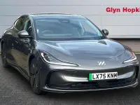 Usado MG IM5 300 kW (408 HP) 2025 Prateado Citadino