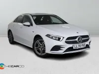 Begagnad Mercedes A250 AMG line 2020 Vit Sedan
