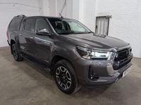 Used Toyota HiLux 148 HP (108 kW) 2021 Grey Pickup