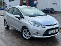 Used Ford Fiesta Zetec 82 HP (60 kW) 2012 Silver Hatchback
