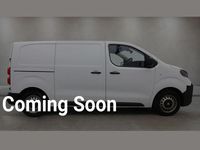Used Vauxhall Vivaro 120 HP (88 kW) 2024 White MPV