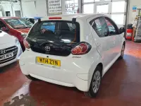 Used Toyota Aygo 2014 White Hatchback