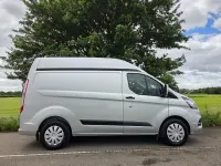 Used Ford Transit Custom Trend 105 HP (77 kW) 2022 Silver Van