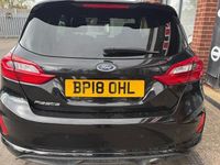 Second-hand Ford Fiesta ST-Line 101 CP (74 kW) 2018 Negru Hatchback