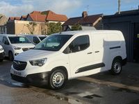Used Vauxhall Combo 100 HP (73 kW) 2024 White MPV
