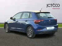 Second-hand VW Polo Life 94 CP (69 kW) 2023 Albastru Hatchback