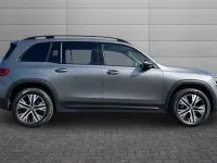 Begagnad Mercedes GLB200 Executive 163 HK (119 kW) 2025 Grå SUV