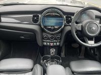 Used Mini Cooper Exclusive 134 HP (98 kW) 2024 Silver Hatchback