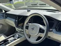 Used Volvo XC60 Ultimate 250 HP (183 kW) 2023 Vapour grey SUV