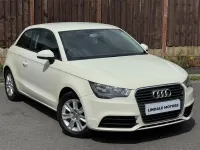 Used Audi A1 Design 103 HP (75 kW) 2011 White Hatchback