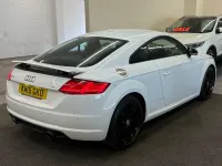 Begagnad Audi TT Sport 184 HK (135 kW) 2015 Vit Sportkupé