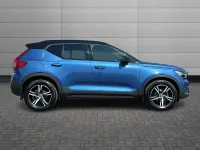 Used Volvo XC40 R-Design 161 HP (118 kW) 2021 SUV