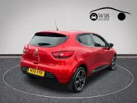Used Renault Clio Iconic 90 HP (66 kW) 2019 Red Hatchback