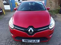Used Renault Clio IV Dynamique 90 HP (66 kW) 2017 Red Hatchback