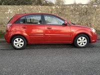 Used Kia Rio 95 HP (69 kW) 2010 Red Hatchback