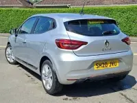 Used Renault Clio Play 100 HP (73 kW) 2020 Silver Hatchback