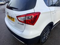 Used Suzuki SX4 S-Cross SZ-T 118 HP (86 kW) 2016 White SUV