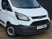 Used Ford Transit Custom 105 HP (77 kW) 2017 White Van