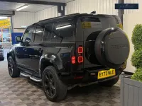 Used Land Rover Defender HSE Dynamic 300 HP (220 kW) 2022 Black SUV