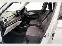 New Suzuki Swift 82 HP (60 kW) 2025 White Hatchback