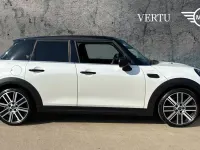 Used Mini Cooper Exclusive 136 HP (100 kW) 2022 White Hatchback