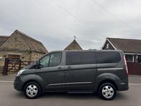 Usado Ford Tourneo Titanium 170 HP (125 kW) 2018 Cinzento Monovolume