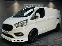 Used Ford Transit Custom Limited 130 HP (95 kW) 2021 White Van