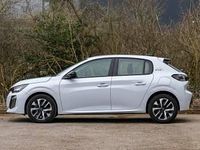 Used Peugeot 208 Style 101 HP (74 kW) 2025 White Hatchback