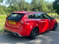 Used Volvo V60 R-Design 163 HP (119 kW) 2012 Red Estate