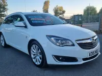 Used Vauxhall Insignia Elite 140 HP (102 kW) 2015 White Estate
