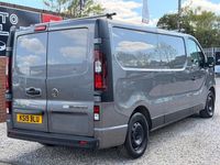 Second-hand Vauxhall Vivaro Sportive 125 CP (91 kW) 2019 Gri Monovolum