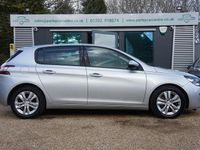 Begagnad Peugeot 308 Active 2015 Silver Halvkombi