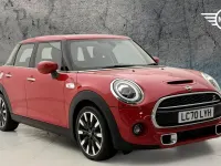 Used Mini Cooper S Exclusive 189 HP (139 kW) 2020 Red Hatchback