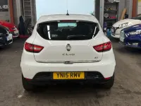 Used Renault Clio Dynamique 90 HP (66 kW) 2015 White Hatchback